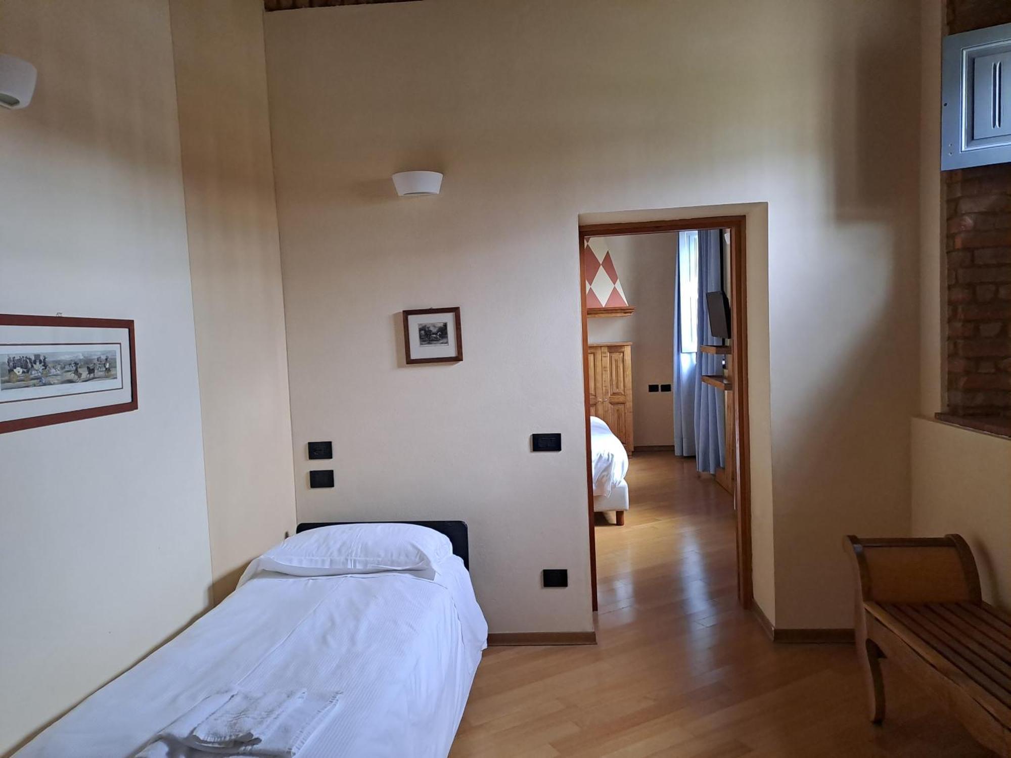 Agriturismo Cascina Farisengo Stagno Lombardo Exterior photo